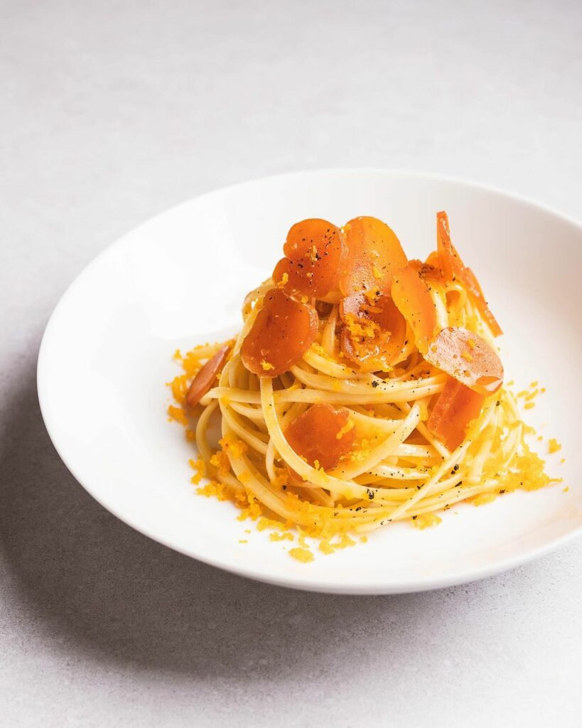 spaghettis à la boutargue persil ail